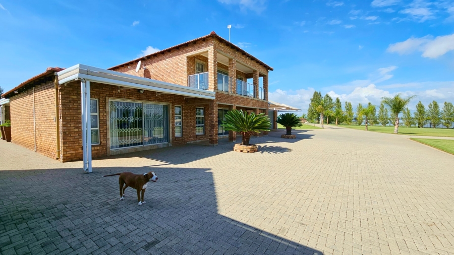 3 Bedroom Property for Sale in Oranjeville Free State
